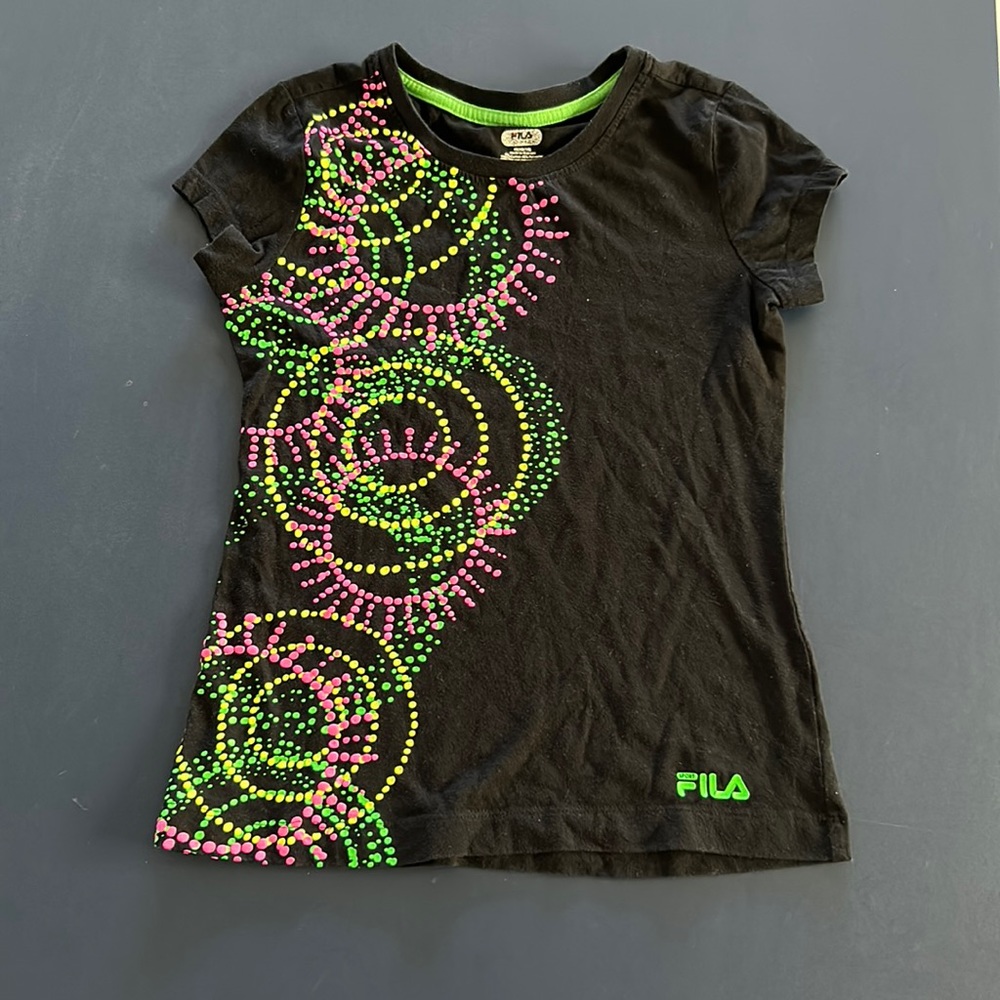 graphic tee